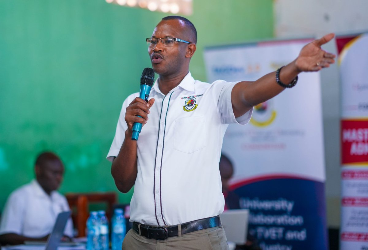 umu_nkozi's tweet photo. @umu_nkozi hosts Out of School Entrepreneurship Training at St. Mathias Mbuye Vocational SS under TAGDEV 2.0, supported by @ruforumsec. 270+ students are learning financial management, business strategy and fundraising. 

#TAGDEV2 #TVET https://t.co/0FjJGlses1