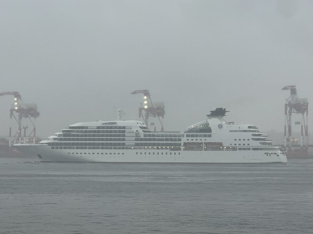 tetsuG1016's tweet photo. #MITSUI_OCEAN_SAKURA
#三井オーシャンサクラ
#CRUISE
#クルーズ
#青海南ふ頭公園 https://t.co/DZ4mq4FhzM