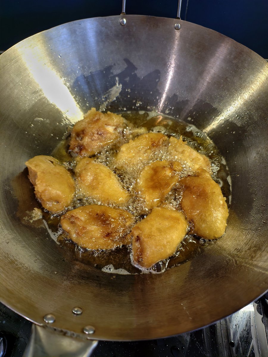 rayda1212's tweet photo. นานๆจะได้ลงมือเอง 
ไก่ทอด แบบกรอบไม่เกรงใจฟัน อร่อยอะ

เก่งมาก ปรบมือ ให้คะแนนตัวเองเต็ม 10 ไม่หัก เพราะทำเอง กินเอง https://t.co/J3uiSQ9j2F