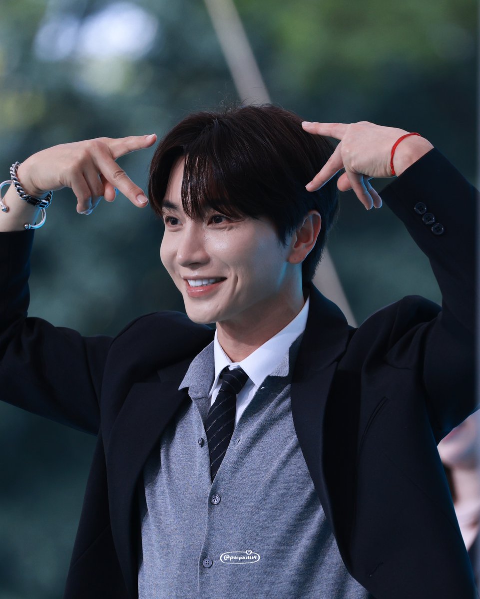 heechulxteukie's tweet photo. 🥹🤏

cr paipai1119
#이특 #LEETEUK https://t.co/xFZKC4berT