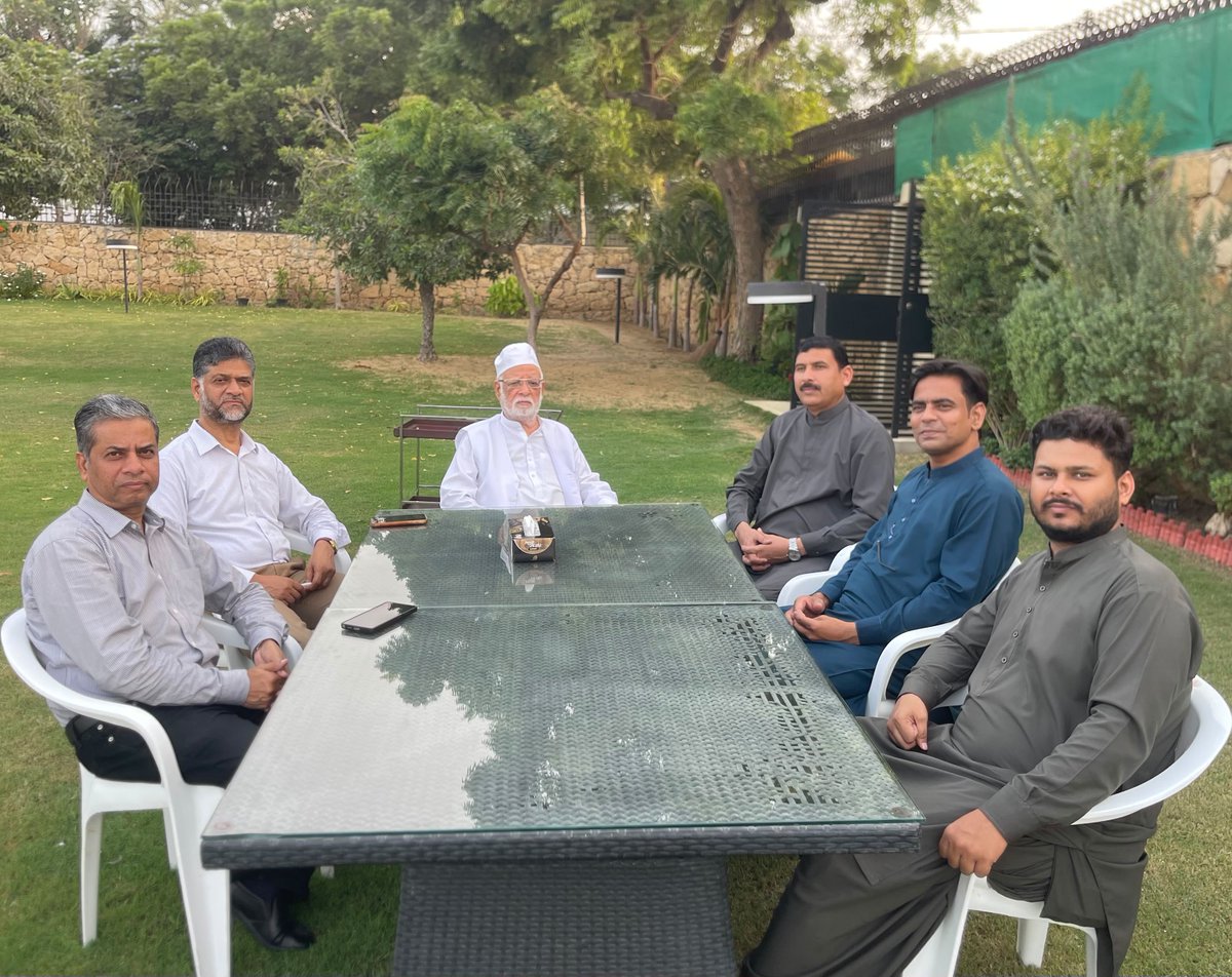 MayorMPK's tweet photo. آج کراچی میں الحاج بدرالدین پنوار کے انتقال پر سردار یاسین ملک، محمد اسلم ملک اور محمد اشرف ملک سے تعزیت کی اور مرحوم کے ایصالِ ثواب کے لیے فاتحہ خوانی کی۔ اللہ پاک مرحوم کو جنت الفردوس میں اعلیٰ مقام عطا فرمائے۔

اس موقع پر محمد فیصل ملک اور عبدالمنان غوری بھی ہمراہ تھے۔ https://t.co/NCtAC1er9U