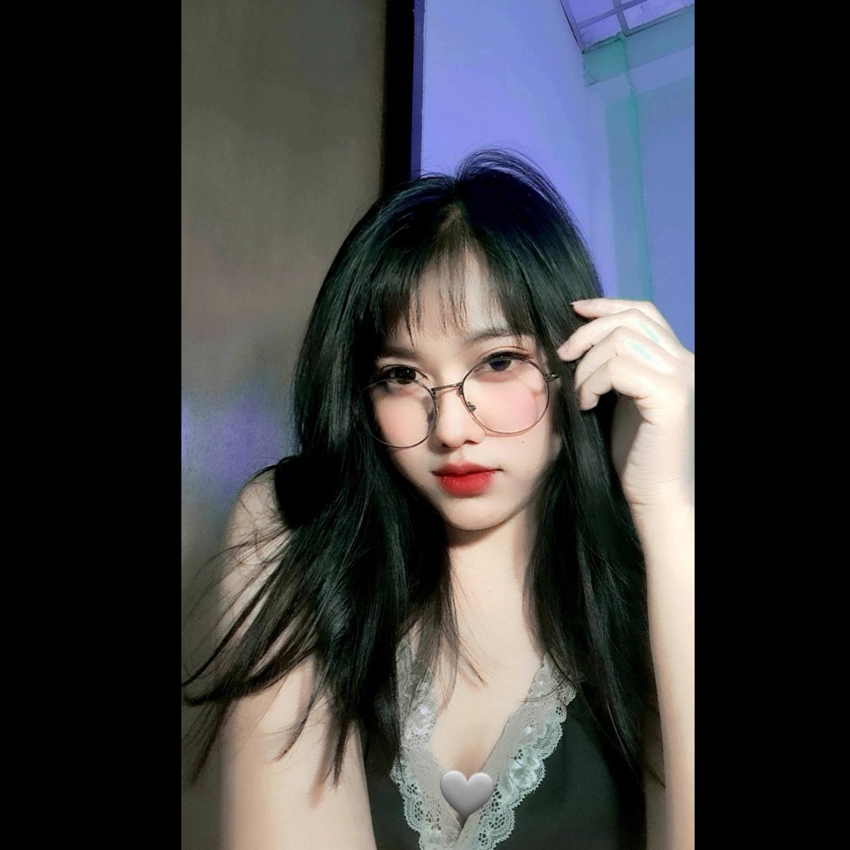 Peraw86920558's tweet photo. ใครเรียกแว่นนะ..🤭 https://t.co/Ho4p8VDslp