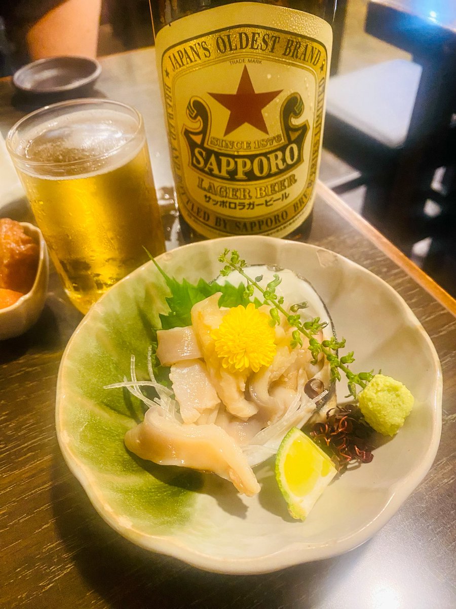 klimtskull's tweet photo. はじめます

するめいか姿ホイル焼き660円

肝たまらん🤤

大好き

活・ほっき貝刺身528円

#関所 https://t.co/anW781YwEE