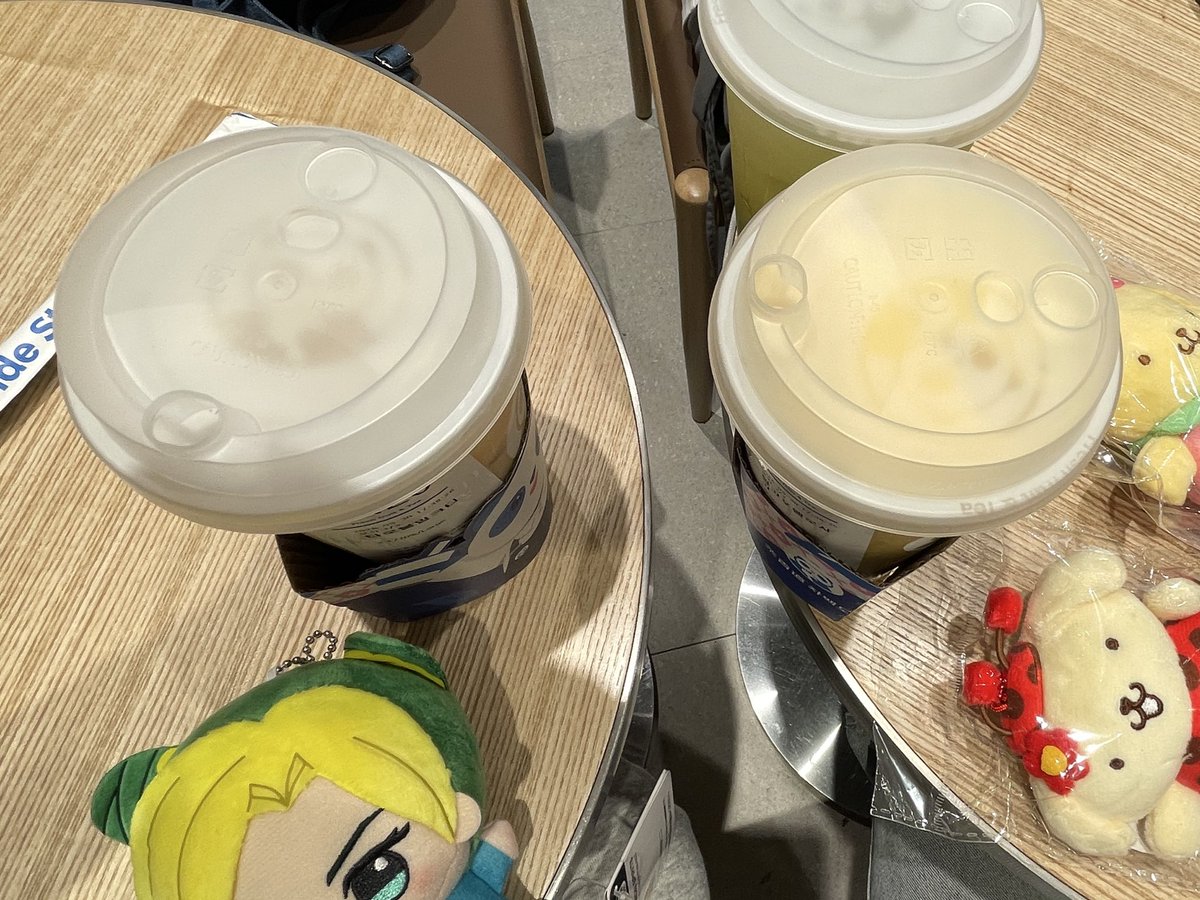 hitthetablekung's tweet photo. 오늘 차백도라는걸 처음먹었는데요
미안한데 이거 왜 줄서서먹는거예요 https://t.co/fK1eM8kj9V