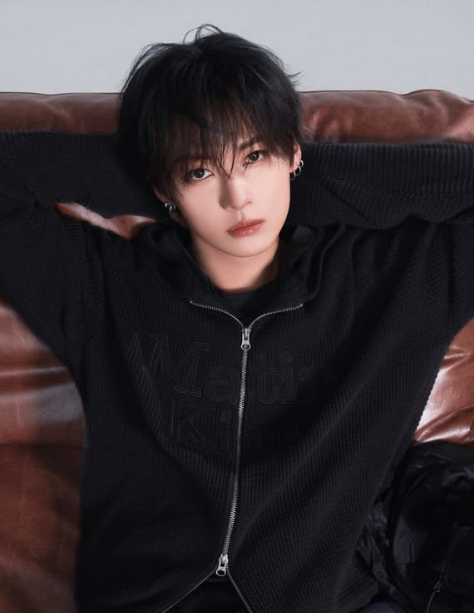 AboutMusicYT's tweet photo. Happy 28th birthday to the most talented Lee Know of Stray Kids! https://t.co/I7ND5c9ti2