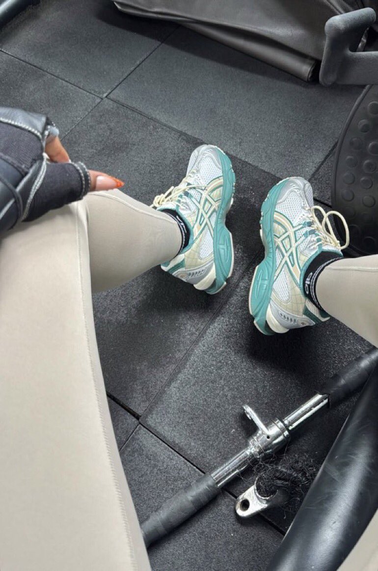 AhodQueen's tweet photo. Going to the gym 💪🏼🔥🔥 https://t.co/j0jgoFG2vF