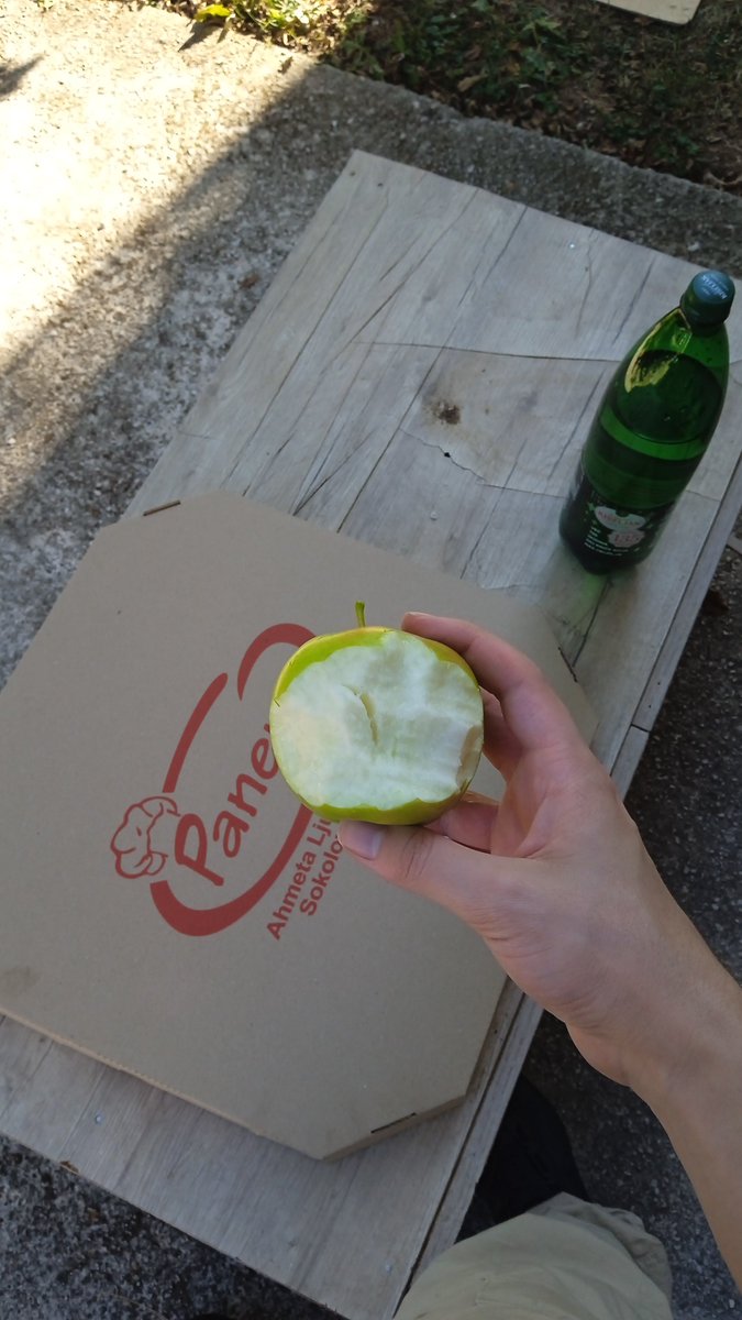 cengilabdullah's tweet photo. Direct from the tree btw (zero human-made chemicals btw) https://t.co/tnK1lYM1S5