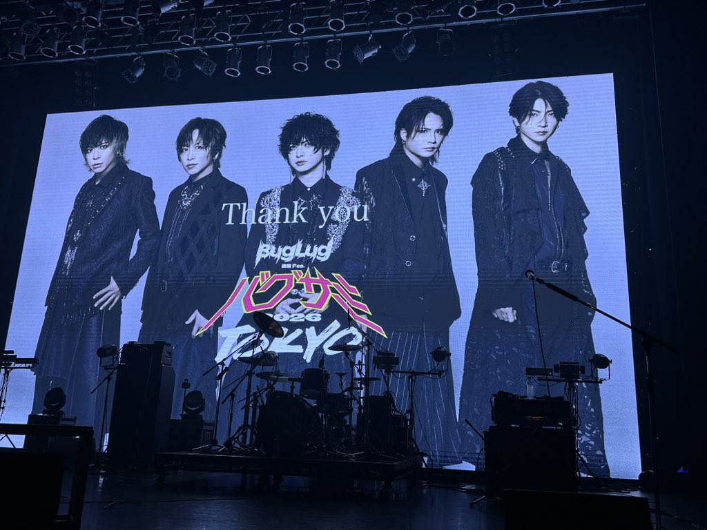 superhero_1017's tweet photo. まじで最高な2日間だった😭😭プラベボロボロで心折れてたけど、ライブってやっぱり元気になるんだよなー！🥲✨️
BugLugをずっとすきでよかったと心から思った2日間でした🥹そして正面アー写、まじでありがとうございます🙏🏻笑
2日間そーちゃんありがとでした🫶🏻ゆちゃんもthx😉 https://t.co/n9TajLt7a6