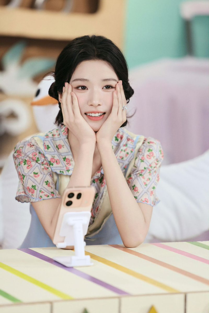 aimimybb's tweet photo. 욱효 공작실에서 올려준 사진 
너무 아가 물만둥이 …. ♡ https://t.co/KD5DHvY42o