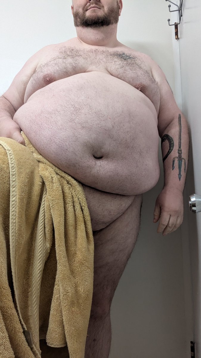 fat_and_fun's tweet photo. Happy Hump Day Everyone!! #chubby #bear #fatpad #humpday #nsfw #nsfwtwt https://t.co/ZJ0weZP5Re