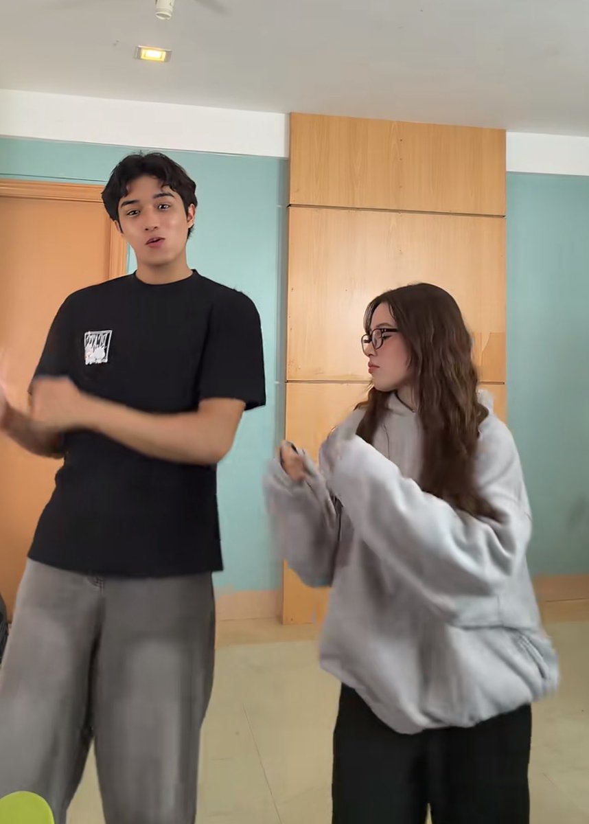 kimtfp's tweet photo. toby and via 👀

https://t.co/HRTCe69gJd

#KrysFred
#KrystalMejes
#FredMoser https://t.co/qNQ5DEJDe4