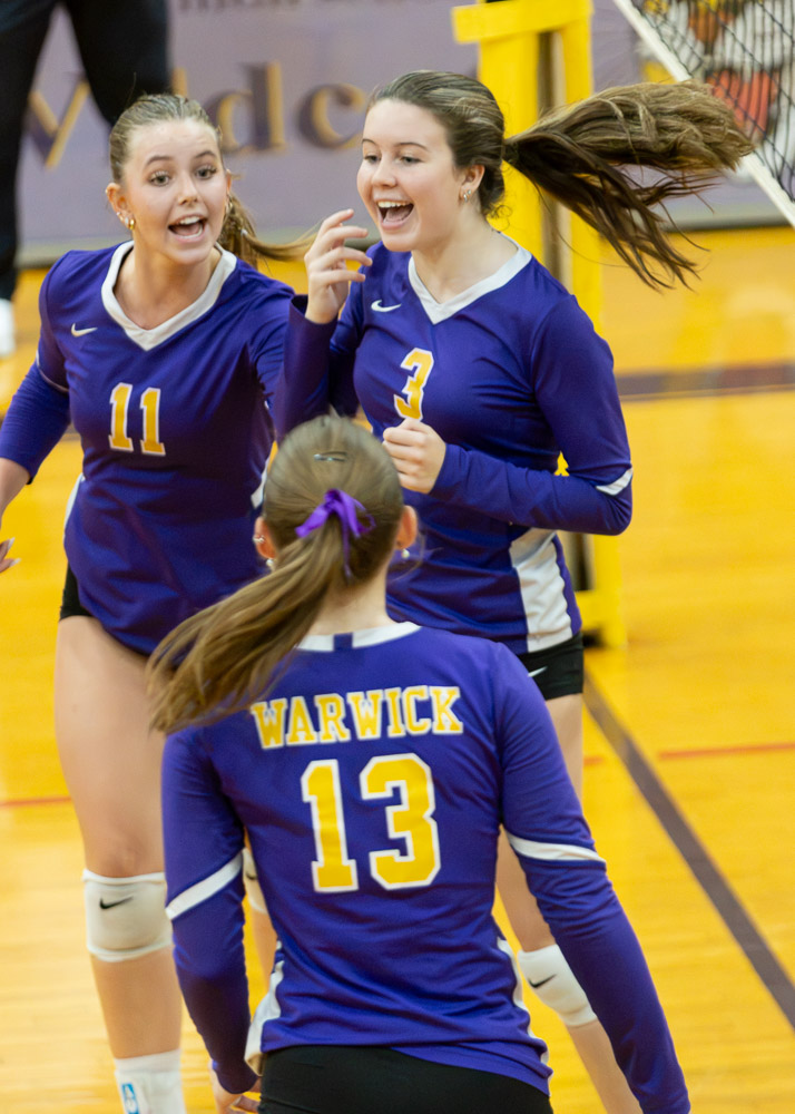 wvcsd's tweet photo. Check out some photos from Warwick's varsity volleyball match against Minisink Valley last week:🏐 Go Wildcats! https://t.co/9CY5sUIikn