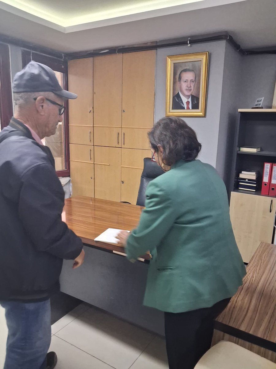 akcankayakadin1's tweet photo. Güçlü Türkiye hedefiyle çıktığımız bu yolda, ailemiz her geçen gün daha da büyüyor. 🇹🇷

Partimize katılarak gönül birliği kurduğumuz kıymetli yeni üyemize aramıza hoş geldin diyor; birlikte daha büyük hedeflere ulaşmak için çıktığımız bu yolda başarılar diliyoruz. 🤝 https://t.co/6CwQBeLRB8