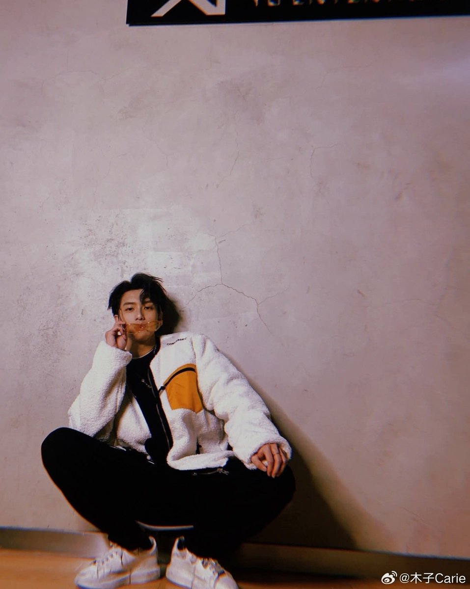 llzzsh's tweet photo. 그렇다 
우리도 한때는 킹스턴 보유국였다는 사실🤦‍♀️ 이렇게 오늘도 후회공의 길을 걸어본다🥹 #Kingston #LeoKing https://t.co/0P5PUiQyB1