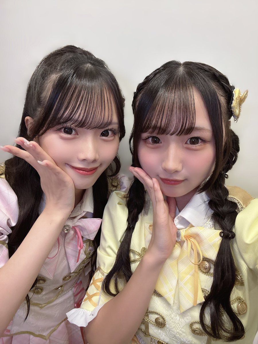 vomriina_920's tweet photo. #ずっと君を探している 公演 #山村さくら生誕祭2026 ありがとうございました🌸

さくらは物事をよく考えているし、たくさん考えて悩むことも多いと思うけど、いろんな人を頼って、20歳もキラキラ笑顔沢山みせてね(*´﹀`*)

だいすき🫶🏻💕 https://t.co/19Uy0gnFEE