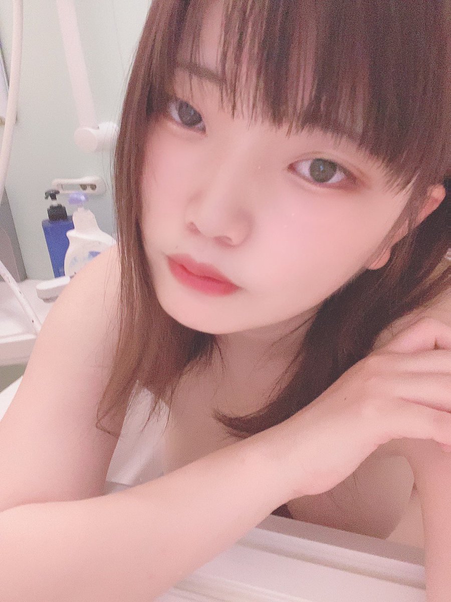 nene_si6's tweet photo. 友達ください

#自撮り界隈 #いいねでDM https://t.co/JykTQvvtEa