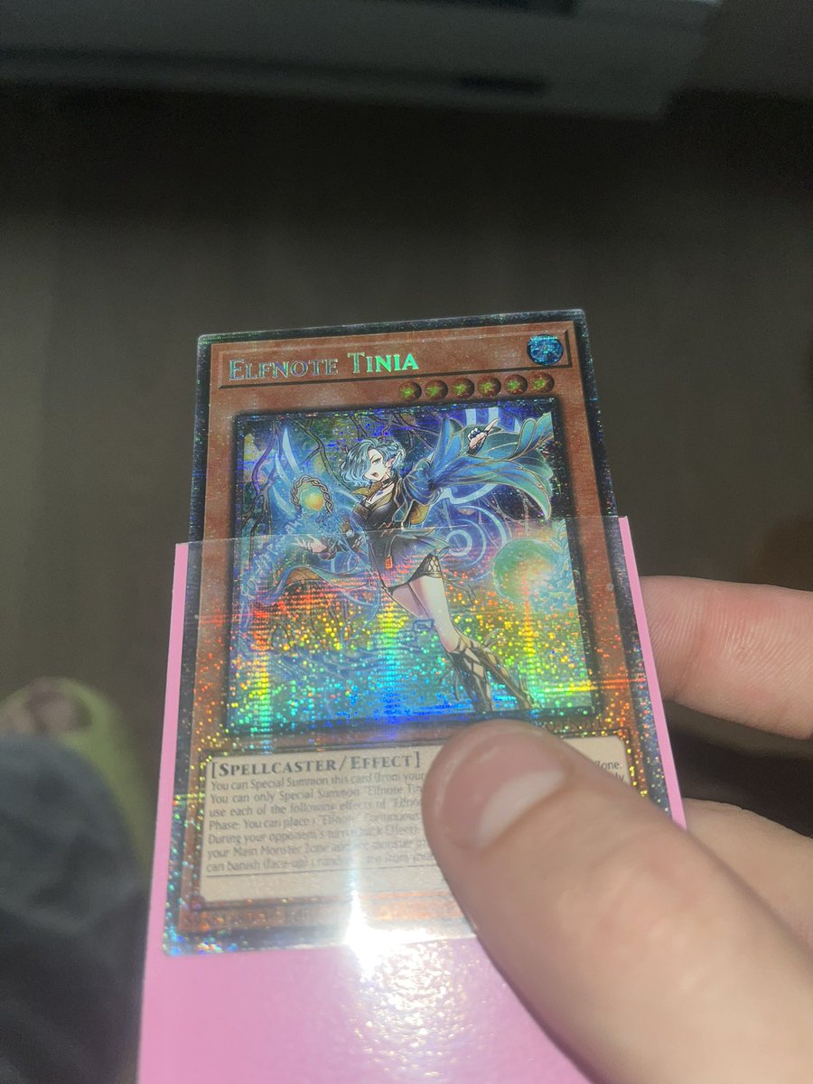bluwuxd's tweet photo. Tried selling this Tinia to an LGS near me and they said it was HP and offered me 25 cad😹😹😹🤘🤘🤘 WHERE IS IT HP GANG please hire employees that understand Yugioh isn’t pokemon also please hire employees that understand card condition im crying https://t.co/743bh5YIwA