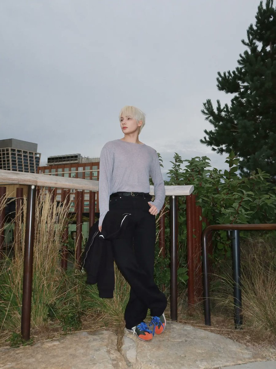 binjun99_ovo_'s tweet photo. 📜🐧 https://t.co/mrI56FCvjl