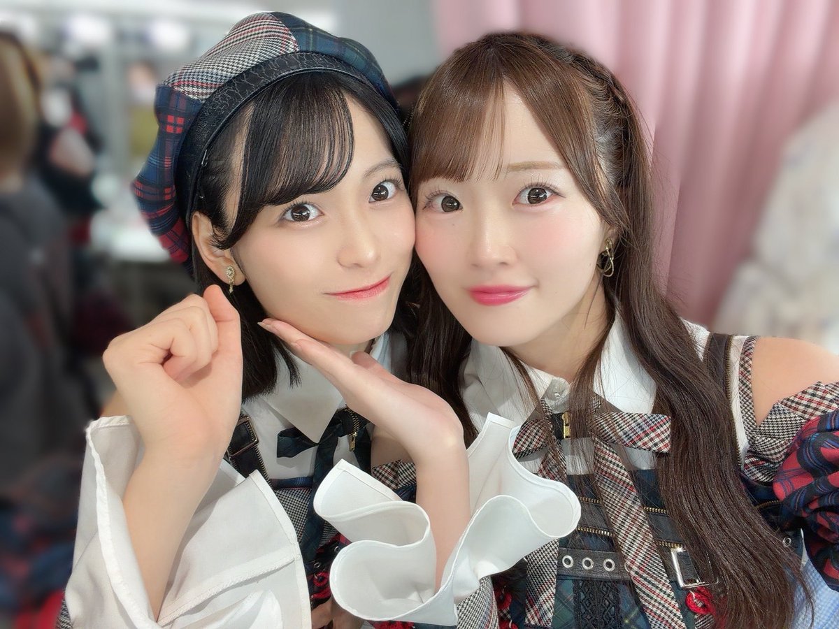 48Suzuha_16LOVE's tweet photo. 「 ここからだ 」 公演
ありがとうございました 🎤♡

" シクラメンが咲く頃 " で
彩永ちゃんを想いながら歌ったら 涙溢れて
改めて素敵な歌詞やな〜ってなりました 🌼

今日は勢い ! だけではなく
この公演のひとつひとつを繊細に 綺麗に
表現できたのかなって嬉しくなりました 💌 https://t.co/Vtm4XXigCX