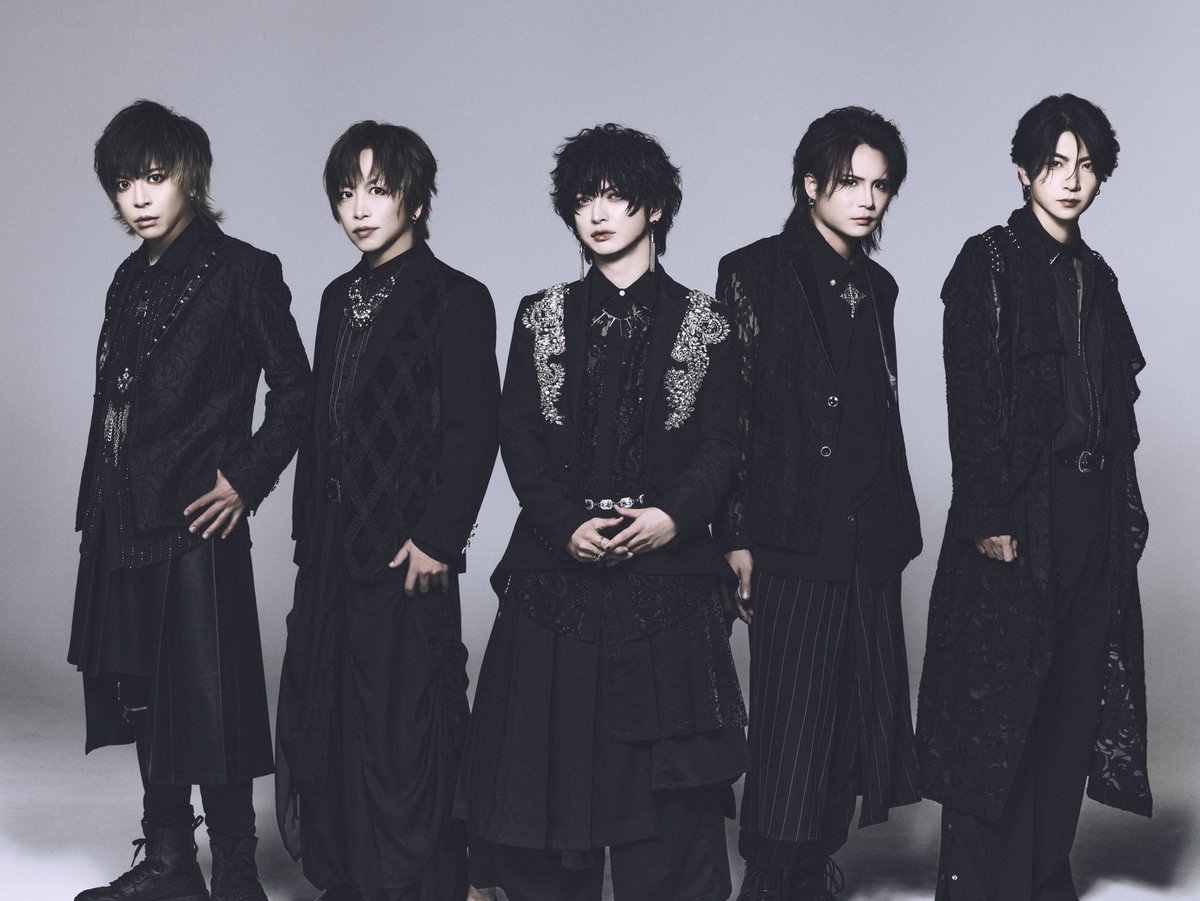 RR_BugLug's tweet photo. 【NEW ARTIST PHOTO】

-----

BugLug ONEMAN LIVE 「ワープ・ワンダー・ワールド・エックス」
2027年1月17日(日)
SHIBUYA WWW X

🎫先行受付中！
BugLug official blog magazine from ASOVIP会員・BugLugMOBILE会員限定販売
受付期間：～10/5(月)23:59

------

詳しくはこちら➣ https://t.co/H9PhvtsrlG