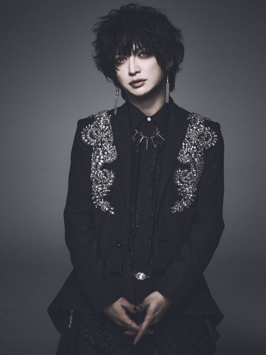 RR_BugLug's tweet photo. 【NEW ARTIST PHOTO】

-----

BugLug ONEMAN LIVE 「ワープ・ワンダー・ワールド・エックス」
2027年1月17日(日)
SHIBUYA WWW X

🎫先行受付中！
BugLug official blog magazine from ASOVIP会員・BugLugMOBILE会員限定販売
受付期間：～10/5(月)23:59

------

詳しくはこちら➣ https://t.co/H9PhvtsrlG