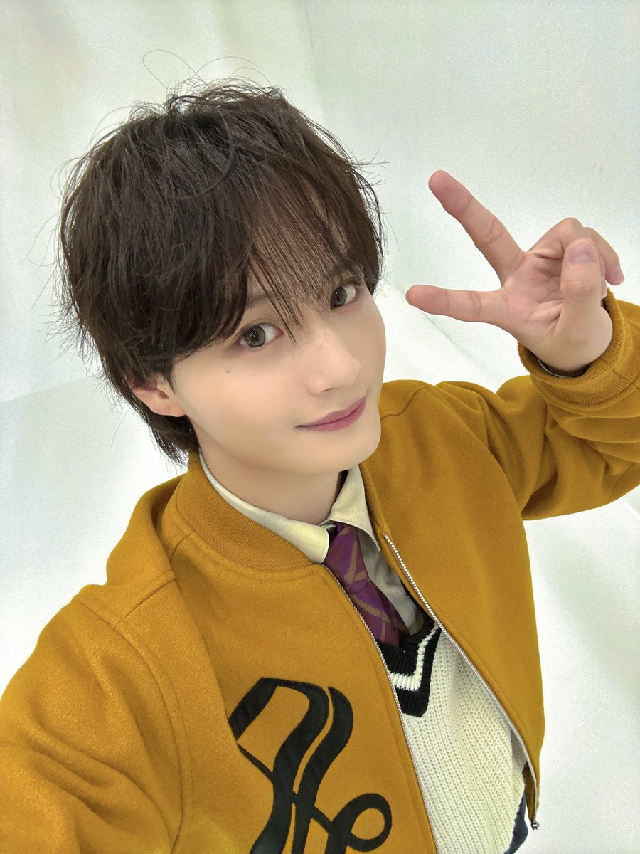 official_DXTEEN's tweet photo. [#寺尾香信]
9月もあっという間に終わりだね〜
あと１ヶ月でワンマン！！
頑張るぞ〜(ง •̀_•́)ง

#DXTEEN_ReHeartandSoul
#DXTEEN #TERAOKOSHIN https://t.co/z4KCgHVtOG