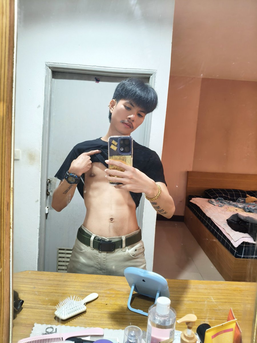 KhawP47137's tweet photo. S.J #เจ้ามังกร #รับ #อุดรธานี ทักได้ครับ ❤️🫶🫶 https://t.co/pVMHW4OKAY