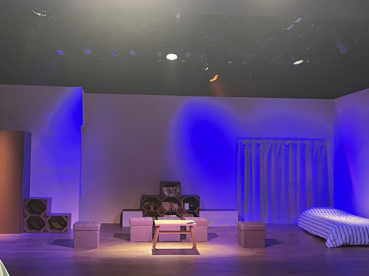 yeumtio_'s tweet photo. 2公演目観劇✨
色んなことの大切さを改めて気付かされて心が温まる作品😌
明日も楽しみながら大切に観劇します！

#本2026 https://t.co/ncyamfzHTp