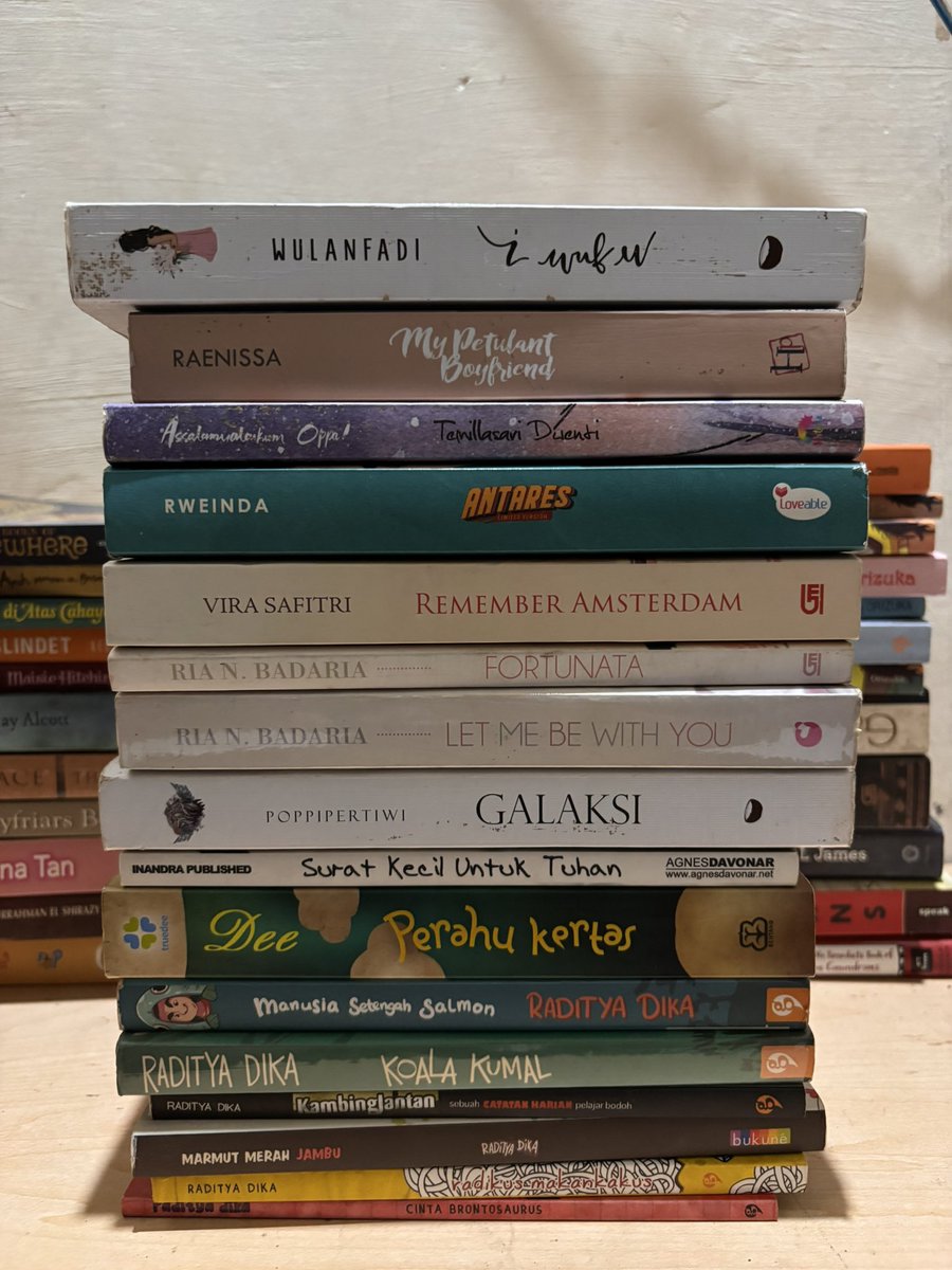 kalabookstore's tweet photo. 30 ribuan aja cek https://t.co/mw99VwZr0G https://t.co/cSbpZnISwm