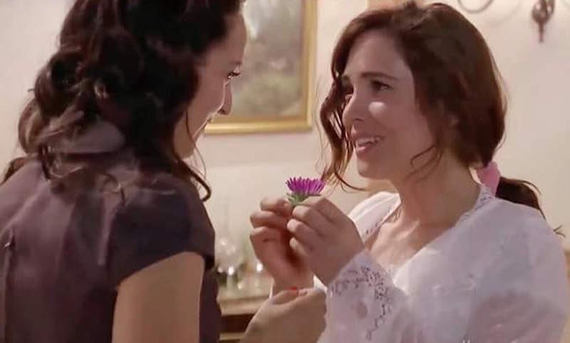 sapphicaway's tweet photo. i love you lesbian couples from soap pop, i love you https://t.co/UDWNz3xJaH