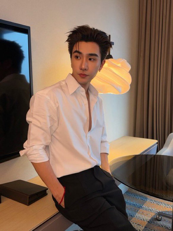 pedtata23's tweet photo. he aged like fine wine 🔥 #PerthTanapon 

         2023                                        2026 https://t.co/VhMrpBEwHu