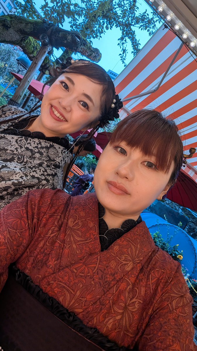 sachinco's tweet photo. 今日はのんちゃんと浅草で念願の着物👘❤
食べ歩きして、人力車乗って、いっぱい写真撮って、めちゃくちゃ楽しかった😭✨
着物もヘアセットも可愛くしてもらえて大満足🥹❤
また着物着たい！！！
煙管の簪まじで可愛すぎ🤦‍♀️💓 https://t.co/FG66WtwXHM
