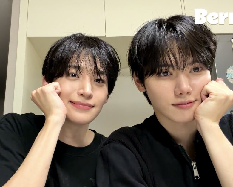 moo9uo's tweet photo. 미니모 라방 캡쳐타임♥︎ https://t.co/luLGYOaATJ