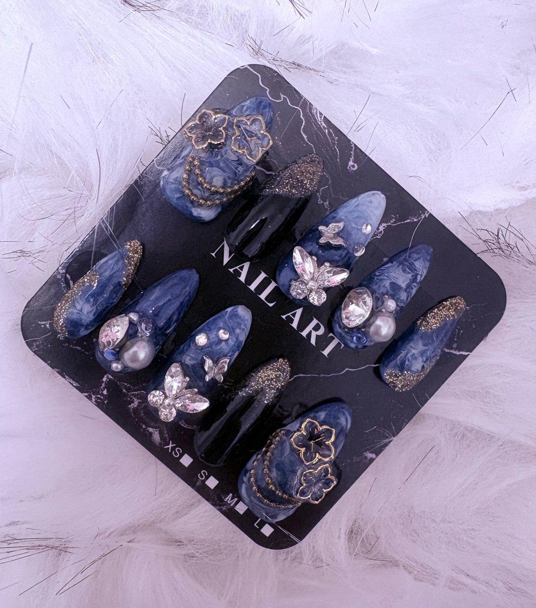 RoseJealousy's tweet photo. #RoseJealousy 
 #ネイルチップ 
 #ネイルチップオーダー 
 #ハンドメイド 
 #ろじぇねいる https://t.co/mDQHgEhPZF