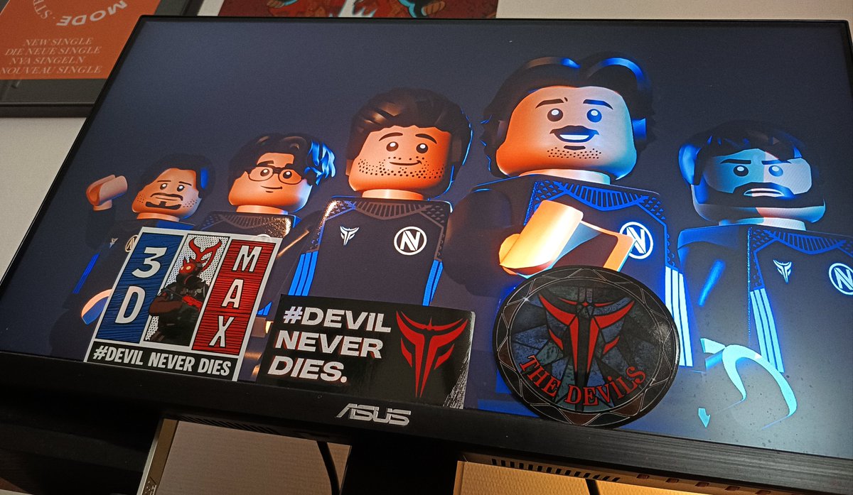 TheDevils_FR's tweet photo. Quelqu'un veut des souvenirs ? 👀 https://t.co/Ev3uYU4dS1