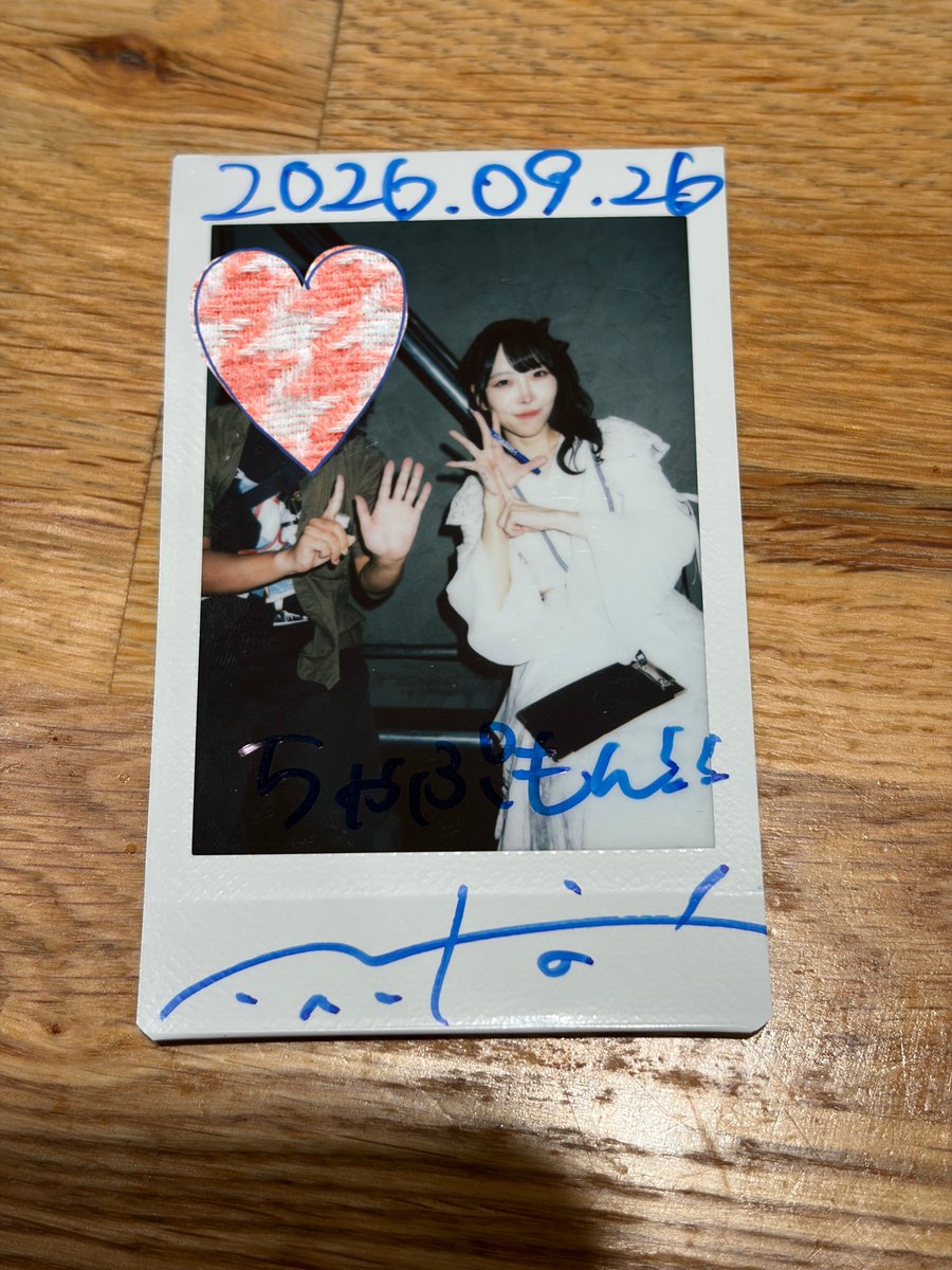 yuu_chap's tweet photo. airattic LAST ONEMAN
「SynchroniCities」
小泉日菜莉ちゃん
最後はぐちゃぐちゃのフロア楽しめて良かった
前世のスカミのときから約6年のお付き合い(空白期���あり)ということでありがとうございました😭
環状線チルドレンを歌う日菜莉ちゃんが好きでした https://t.co/32t0HS3bIg