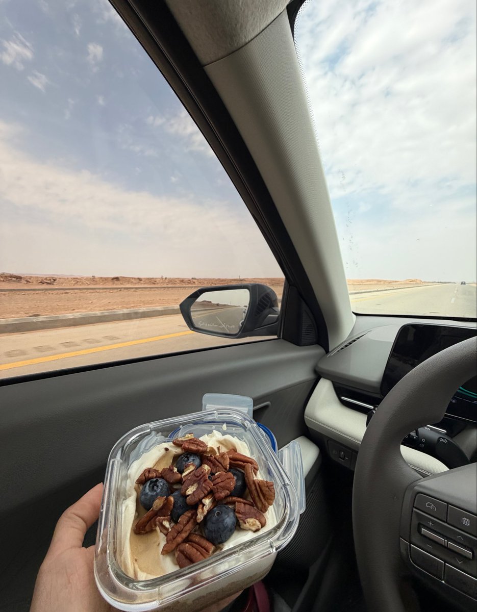 apyrx's tweet photo. من يريد أنا مسويته طعمه بيكان ورشة حنان https://t.co/ZJ686PuhDg