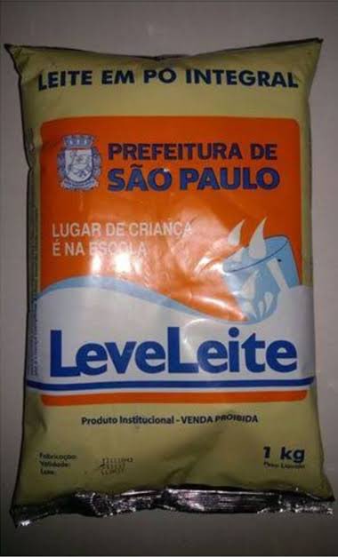 p4ssouoglock's tweet photo. LEITINHO FELIZ fazendo uma batalha lendária com o LEVE LEITE https://t.co/zkqNRy0syj