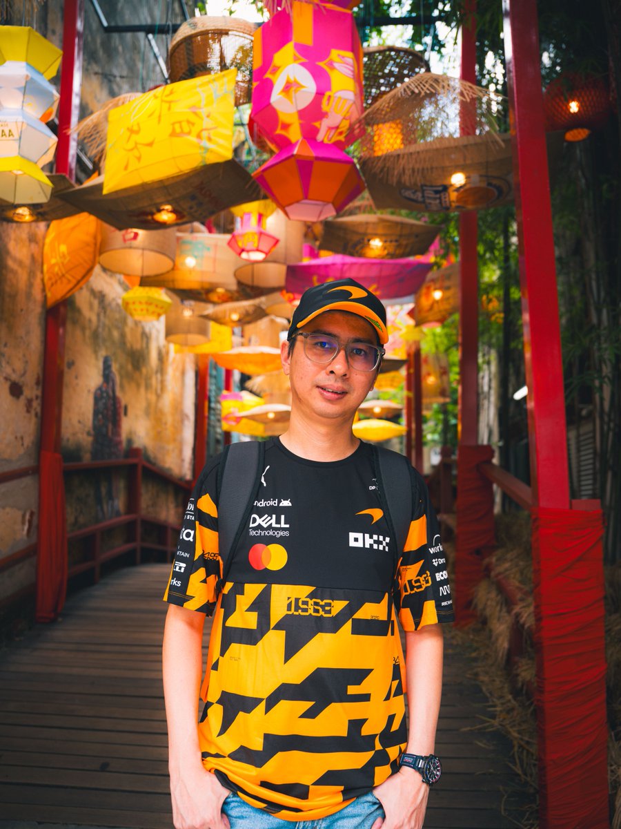 McLarenF1's tweet photo. MALAYSIAAAAAAAAAA 🇲🇾

#McLarenF1 | #BahrainGP🇧🇭 https://t.co/zGfM6FBjnT