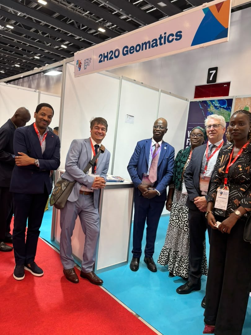 CanEmbCI's tweet photo. The African space sector in action in Abidjan! 🚀

Our trade commissioners participated in the 1st Africa Space Expo, a continental trade show dedicated to space innovation.

Proud to support the delegation 🇨🇦 and explore business opportunities in this growing sector. @TCS_SDC https://t.co/XOAOWERSmV