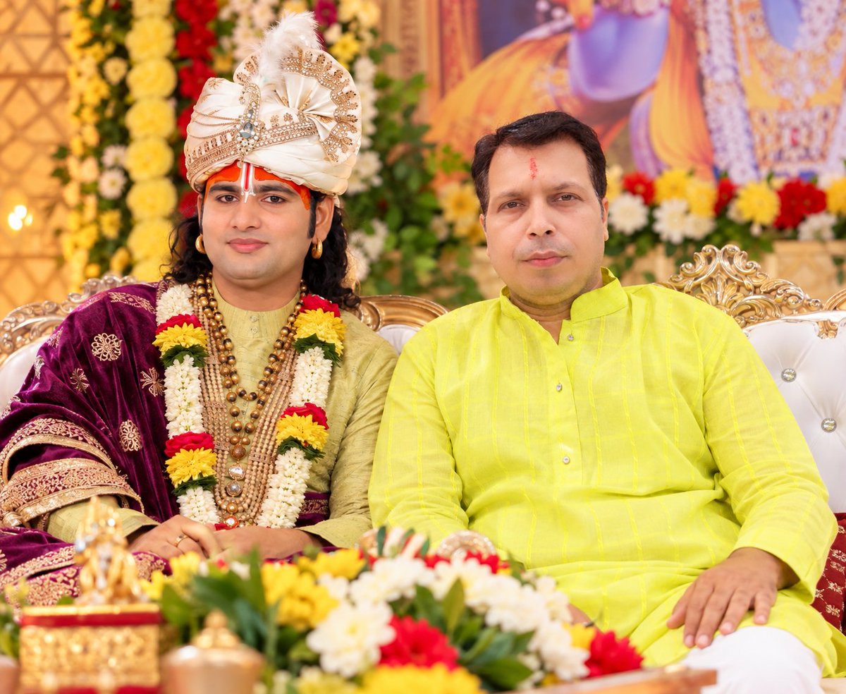calarbindmishra's tweet photo. https://t.co/SZ2yseAZr1
Happy Birthday @shrianiruddhaji Maharaj https://t.co/dnVnZd0yqu