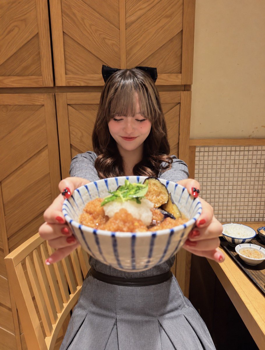 rinahwlgzo's tweet photo. 一口あげるっ！ https://t.co/YsKh9TzapP