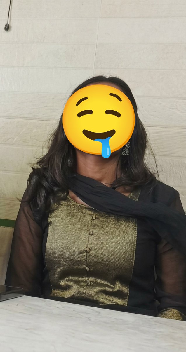 boultboy30's tweet photo. Dusky Girl brown tone girl 😍🤎 fit ah vachirundha udama 😍😍
🥭🥭 #molai Size ena irukum!?
#tempting #hotstructure #sexybody #dusky https://t.co/08JAFRE776
