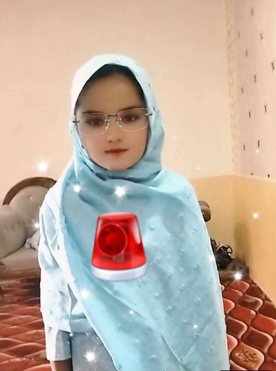 Saminakhan4000's tweet photo. 🚨 انتہائی اہم اطلاع — دو بچیاں لاپتہ ہیں 🚨

آج دوپہر تقریباً 12 بجے دو معصوم بچیاں گھر سے قریب ہی نکلی تھیں، لیکن اس کے بعد سے تاحال دونوں کا کوئی سراغ نہیں مل سکا۔ اہلِ خانہ شدید پریشانی اور اضطراب میں ہیں۔

اگر کسی بھائی، بہن یا کسی بھی شخص نے ان بچیوں کو کہیں دیکھا ہو، یا ان کے بارے میں معمولی سی بھی معلومات حاصل ہوئی ہو تو براہِ کرم وقت ضائع کیے بغیر درج ذیل نمبر پر اطلاع دیں:

📞 03139069892
📞03241544564

🙏 خدارا اس پیغام کو زیادہ سے زیادہ شیئر کریں۔
ہو سکتا ہے آپ کا ایک شیئر ان معصوم بچیوں کو ان کے گھر والوں تک واپس پہنچانے کا ذریعہ بن جائے۔

اللہ تعالیٰ دونوں بچیوں کو اپنی حفاظت میں رکھے اور انہیں جلد از جلد خیریت کے ساتھ ان کے والدین تک پہنچائے۔ آمین۔
