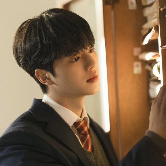 iwuxbsl's tweet photo. 내 동그라미꽃대지뚱냥이 뒤로가면 갈수록 멘헤라스택 착착 쌓아서 뼈말라되는거 ㅅㅂ https://t.co/C6p3UtmLoV