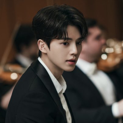 iwuxbsl's tweet photo. 내 동그라미꽃대지뚱냥이 뒤로가면 갈수록 멘헤라스택 착착 쌓아서 뼈말라되는거 ㅅㅂ https://t.co/C6p3UtmLoV