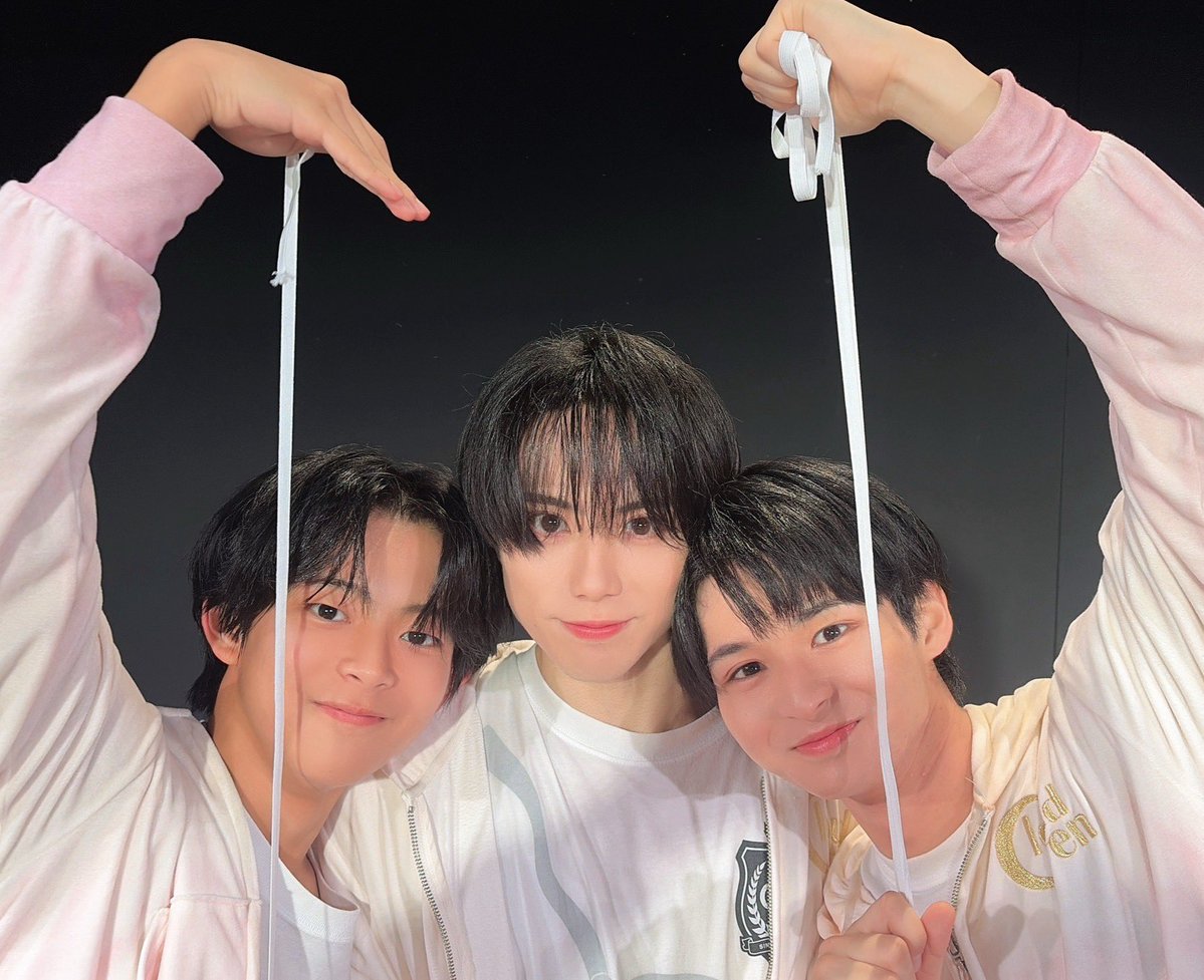 cloudten_member's tweet photo. ゴム跳び三兄弟〜

9月きてくれてありがとうございました！
10月もよろしくお願いします！！

#Cloudten #濱屋元希 https://t.co/rnRheHlZpp
