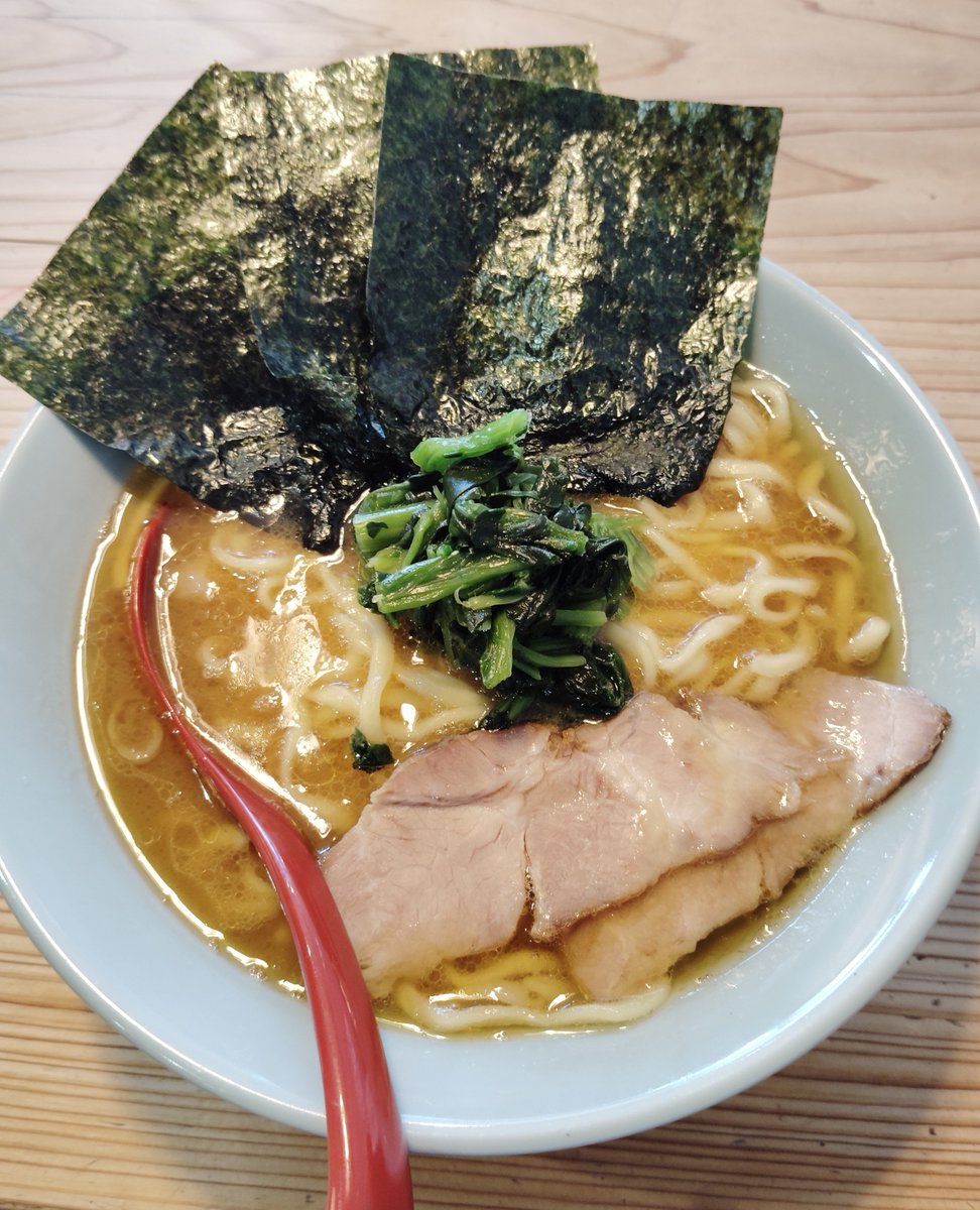 mtayichirou88's tweet photo. 9月の〆はランチタイムを作れたのでサムライノネイロで。
コールはやわめ、普通、多めで！

やわ麺美味しいですね！
スープに一番合う気が。

満足度大アップ💪 https://t.co/DMr1cxtYb4