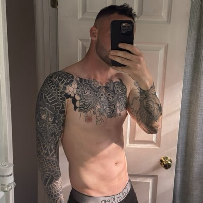 MarcReidd's tweet photo. #NewProfilePic https://t.co/1b9xBhoyAM