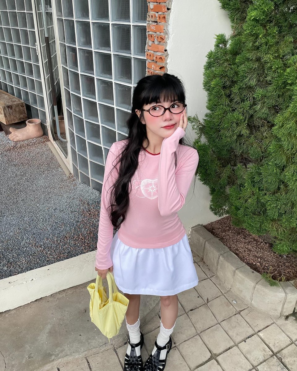 layanne72 tweet picture